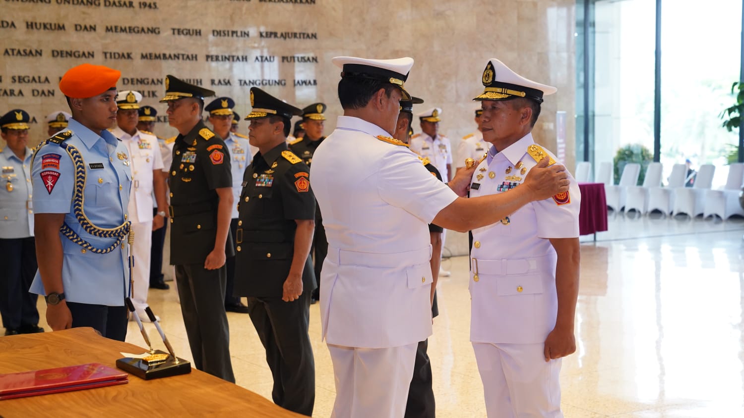 Panglima TNI Pimpin Serah Terima Dua Jabatan Strategis TNI - Sumbawanews