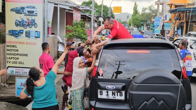 HMS Blusukan di Pasar Induk Dompu, Pedagang Minta Pasarnya Diperbaiki