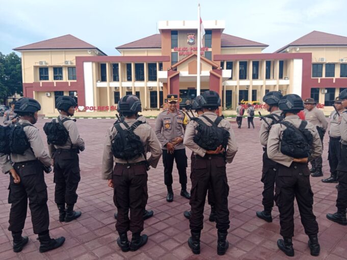 Wakapolres Sumbawa Pimpin Kegiatan Pelepasan Tradisi Pembaretan Baja Angkatan 50