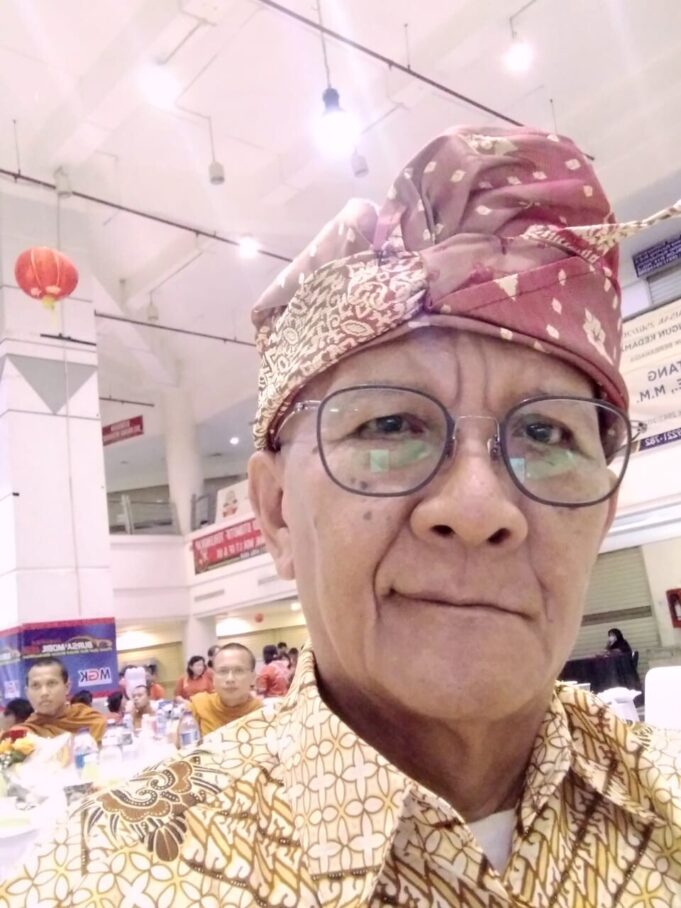 Debat Publik Bagi Rakyat Untuk Memantapkan Pilihan Calon Pemimpin Yang Tidak Keblinger