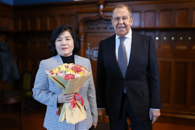 Tiga Hari di Rusia, Menlu Rusia ke Menlu Korut: Lanjutkan Dialog Rahasia