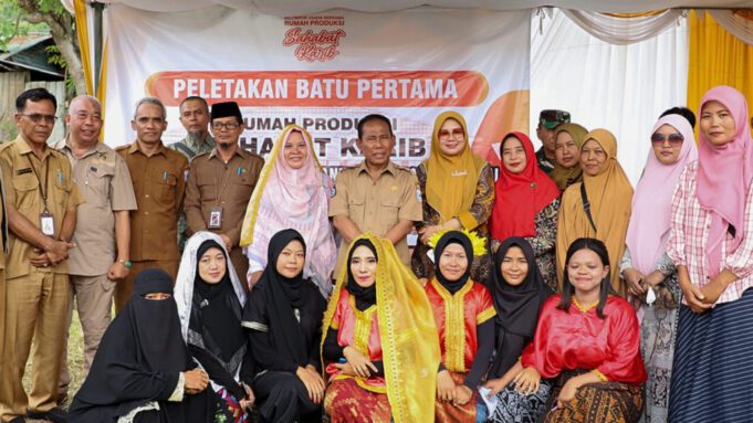 Konsisten Dalam Mengelola Mocaf, Bupati KSB Salut Dengan Semangat Kelompok Rumah Produksi Sahabat Karib