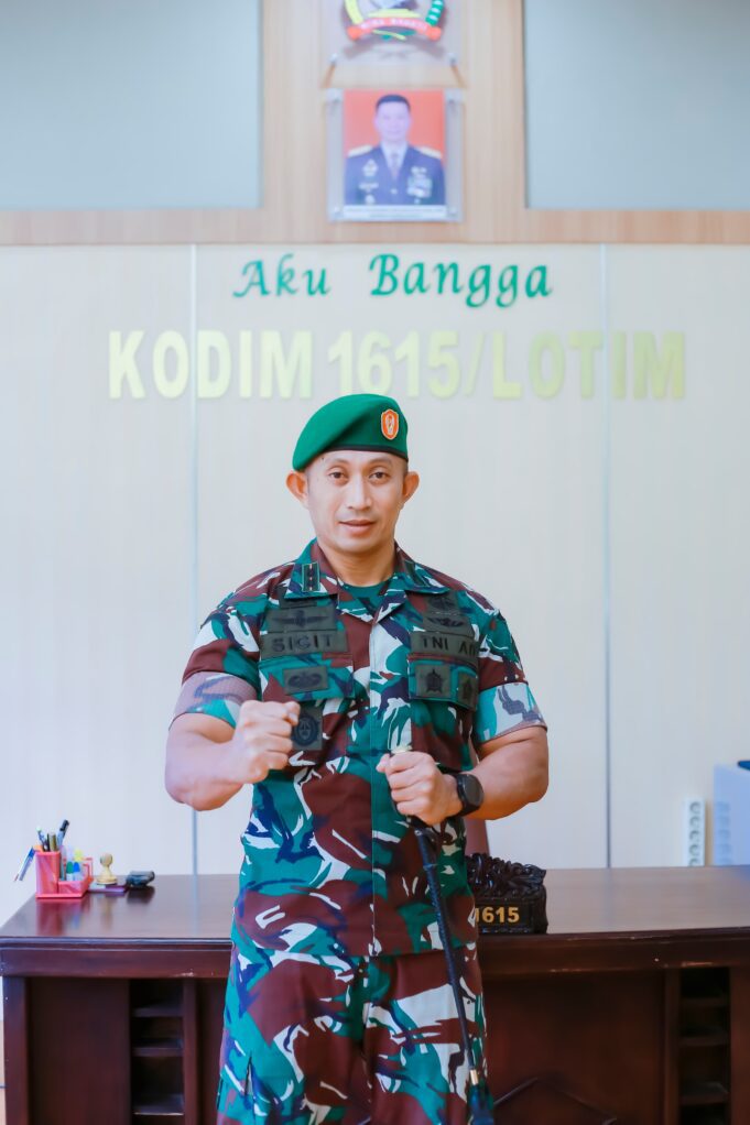 Puncak Kick Off Kodim 1615/Lotim Lakukan Pembersihan Gunung Rinjani dan Reboisasi