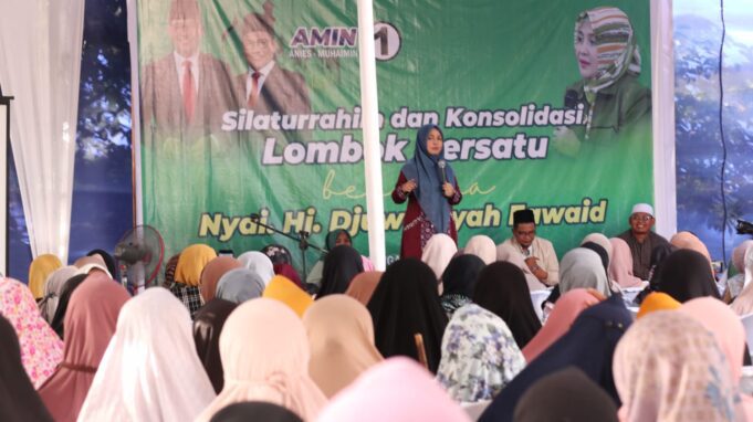 Safari Ke Lombok, Nyai Djuwairiyah Fawaid Ajak Menangkan AMIN