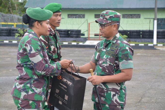 Dandim 1710/Mimika Pimpin Apel Pagi Prajurit Dan PNS Kodim