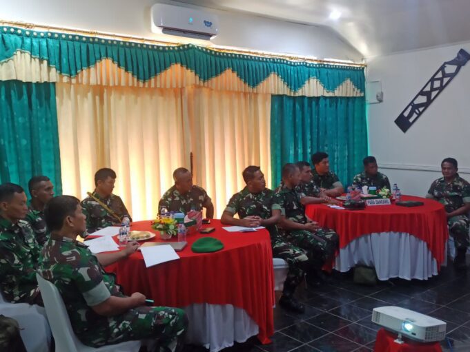 Dandim 1710/Mimika Pimpin Sidang Pankar UKP 1 Oktober 2024 Bagi Prajurit Kodim