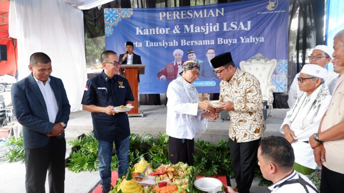 Peternakan Terintegrasi di Balaraja Diresmikan, Ridwan Kamil Ajak Masyarakat Dukung Inovasi Agribisnis Arie Triyono