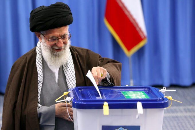 Iran Gelar Pemilu, Pemimpin Revolusi Tawarkan Dua Rekomendasi