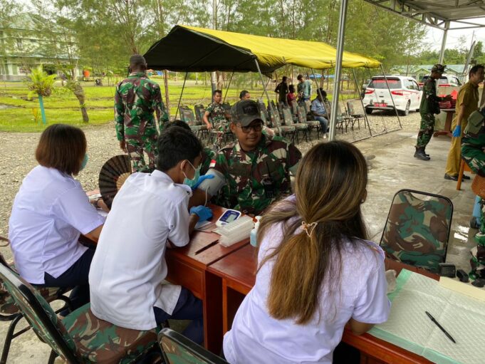 Satgas TMMD Ke-119 Kodim 1715/Yahukimo Gelar Aksi Sosial Donor Darah