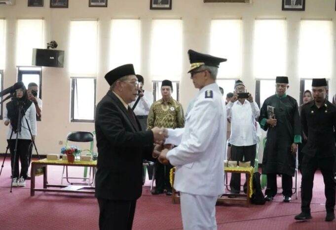 Sebanyak 69 Pejabat Lingkup Pemda Sumbawa Dimutasi