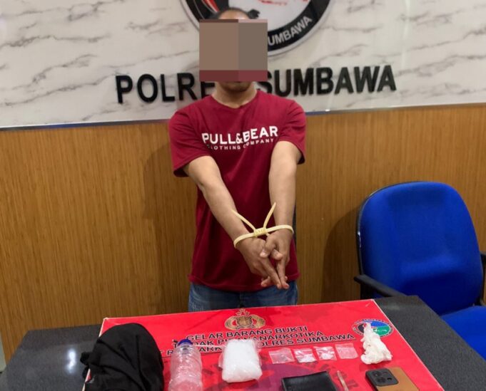 Sat Resnarkoba Polres Sumbawa Kembali Bekuk Seorang Pria Plus Ratusan Gram Sabu
