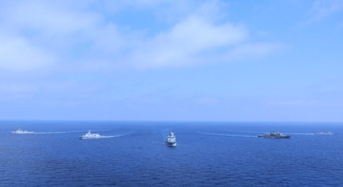KRI Diponogoro-365 Laksanakan Advance Manouvering Exercise Bersama Unsur MTF 448 UNIFIL
