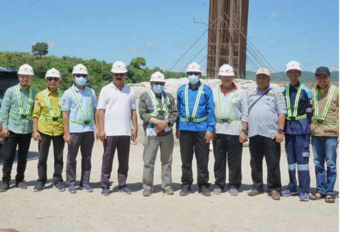 Telan Rp131 Milliar, Bupati Tinjau Pembangunan Jalan Samota-Desa Kukin