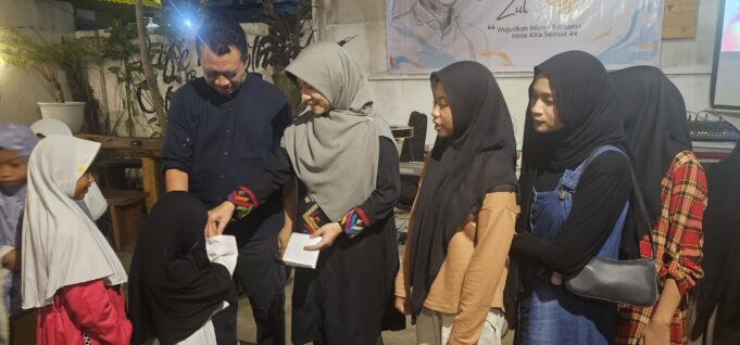 Perayaan HUT ke-52: Bang Zul Santuni Puluhan Para Anak Yatim Pedagang Kaki Lima