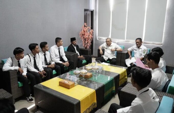 Bupati Lepas Peserta PLKI