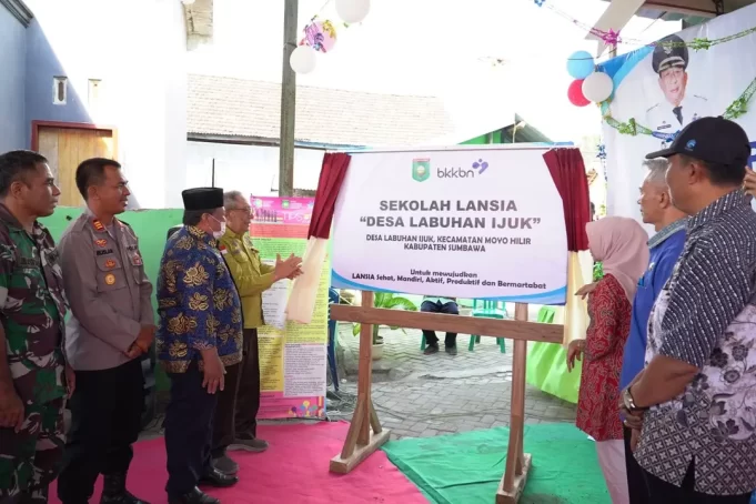 Di Desa Labu Ijuk Kini Ada Sekolah Lansia