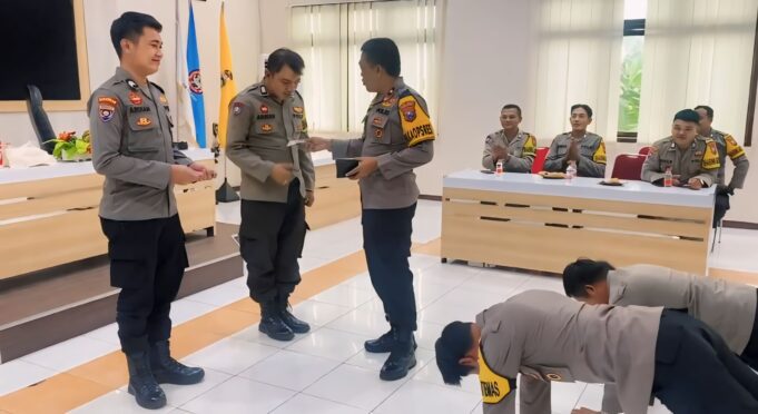 *Motivasi Kinerja Bhabinkamtibmas Polres Probolinggo Terapkan Reward dan Punishment*