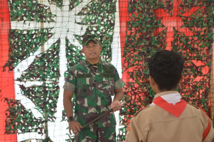 Kodim 1710/Mimika Terima Piala Lomba Saka Bhayangkara 3 Yang Diraih Pramuka Saka Wira Kartika