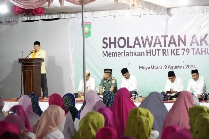 Hadiri Sholawatan Akbar, Bupati Ajak Isi Peringatan Kemerdekaan dengan Hal Positif