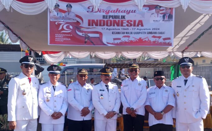 Dimomen Perayaan 17 Agustus Ke-79 Camat Maluk Ajak Warga Jaga Silaturahmi dan Kebersihan Lingkungan