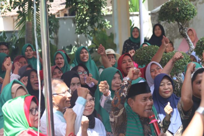Dihadapan Ribuan Warga Dompu, H.Firin : Pemerintah Boleh Rugi Tapi Petani Tak Boleh Rugi
