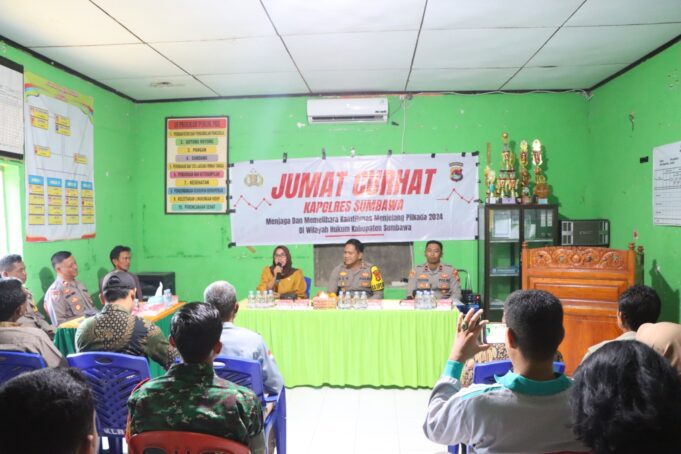 Jumat Curhat Di Kalabeso, Kapolres Sumbawa Tekankan Kamtibmas Jelang Pilkada