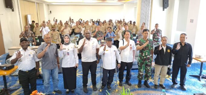 Kasdim 1710/Mimika Bekali Aparat Distrik Dan Kabupaten Dengan Materi Wawasan Kebangsaan