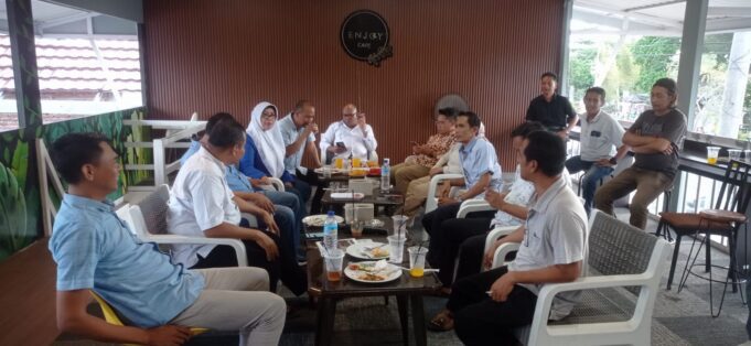 Berlian Rayes Didapuk Ketua Tim Koalisi Parpol, Tim Relawan dan Koalisi Parpol Iqbal-Dinda Rapatkan Barisan