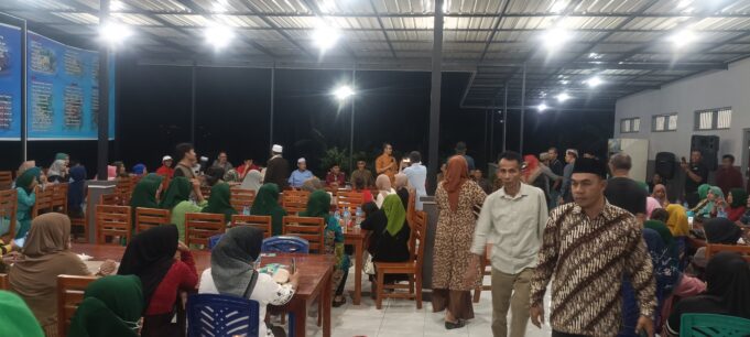 Soliditas Relawan Rohmi-Firin Semakin Kuat