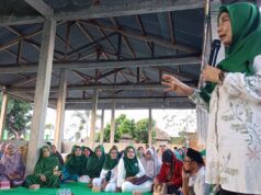 Raih Simpati Masyarakat Kabupaten Sumbawa, Umi Rohmi Sambangi Berbagai Kecamatan