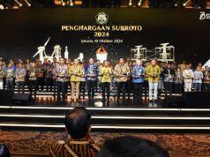 Bangkitkan Budaya Tenun di Desa Mantar, AMMAN Raih Penghargaan Subroto 2024