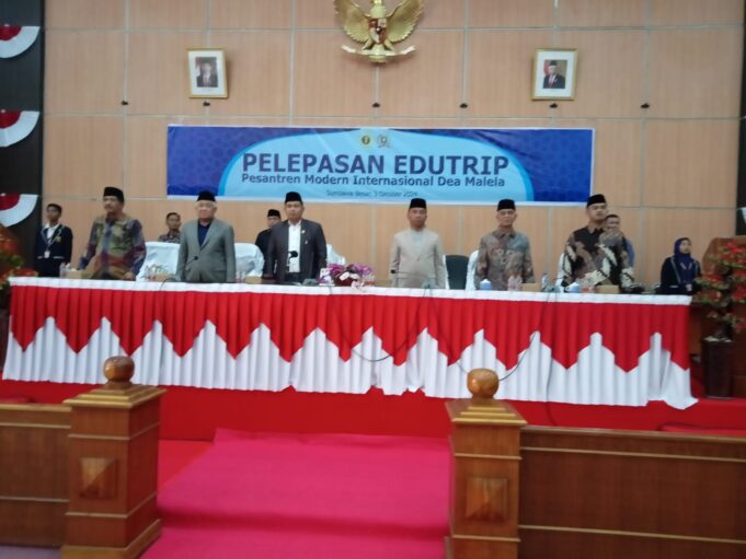 Pesan Prof Dr Din Syamsuddin Ketika Melepas 29 Santri PMI Dea Malela Edutrip ke Mesir dan Arab Saudi