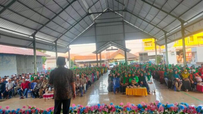 Dihadapan Ratusan Masyarakat Haji Firin Singgung Pemenuhan Kebutuhan Dasar Masyarakat, 2 Perahu Khsusus Untuk Gili Tapan