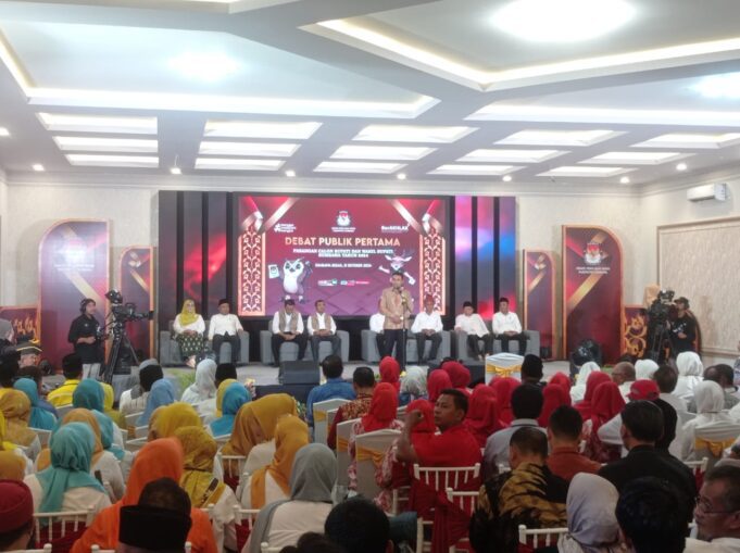 KPU Sumbawa Gelar Debat Kandidat Putaran Perdana