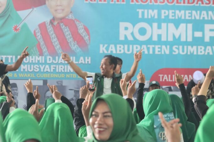 Ribuan Relawan Siap Menangkan Rohmi-Firin di NTB, Amar-Nani di KSB
