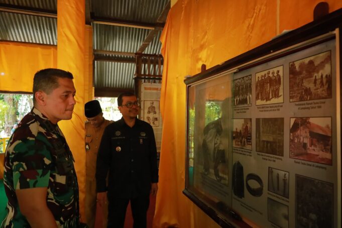 Danrem 012/TU Bersama Rombongan Ziarah dan Tinjau Renovasi Makam Pahlawan Nasional Teuku Umar
