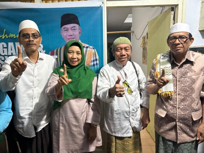 Ummi Rohmi dan TGH Gede Sakti Bertemu di Hari Pahlawan, Tokoh NW dan NWDI Bergerak Bersama Menangkan Rohmi-Firin