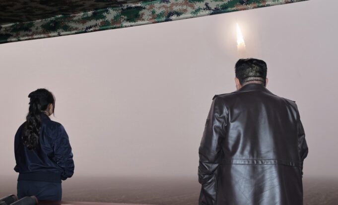 Minta Korut ke Dialog, Korsel Bersama AS dan Jepang Kecam Peluncuran “Hwasongpo-19” dan Kerjasama Korut-Rusia