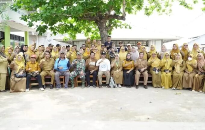 Apresiasi Dedikasi Guru Pulau Kaung, Pjs Bupati Minta Tidak Terlibat Politik Praktis Jelang Pilkada