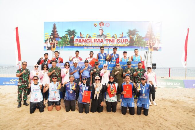 Turnamen Voli Pantai Piala Panglima TNI di Bali Ditutup