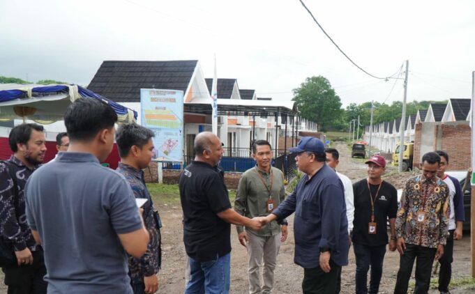 Wamen PKP-RI Bersama Rombongan Tinjau Perumahan Mahkota Residence