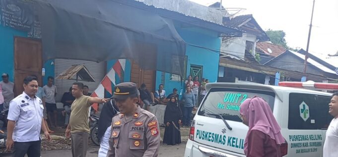 Gunakan Selempang Wisuda, Pria Muda Diduga Tewas Gantung Diri