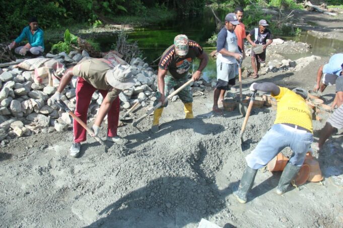 Sinergitas TNI-Polri Dalam TMMD Ke-123 Kodim 1510/Sula