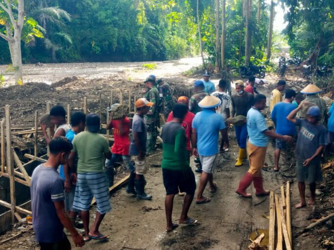Satgas TMMD Ke-123 Kodim 1510/Sula Tak Kenal Menyerah, Kejar Target Pembangunan