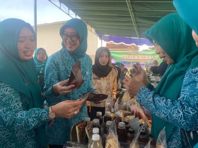 Gelar Pangan Makmur Mendunia, Ketua TP PKK NTB Ajak Masyarakat Sukseskan Program Pemerintah