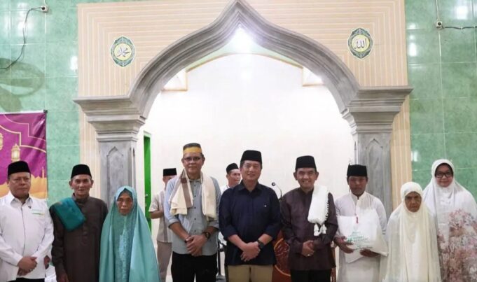 Bupati dan Gubernur Pastikan Ruas Jalan Lingkar Selatan Segera Tertangani