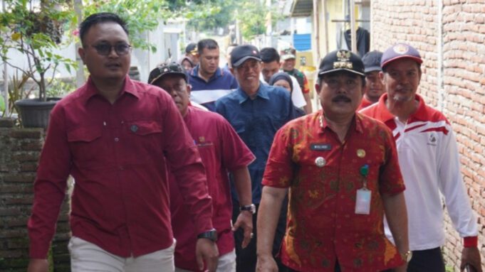 Pemdes Mantun Bersama Camat Maluk Selesaikan permasalahan Tanah Wakap Kuburan Kecamatan