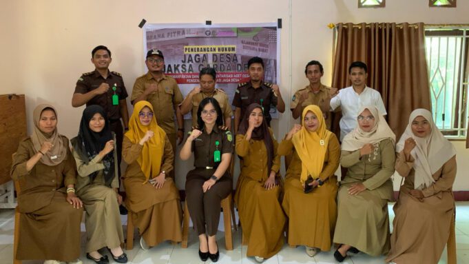 Pemdes Mantun Ikuti Penyuluhan Hukum Jaksa Masuk Desa