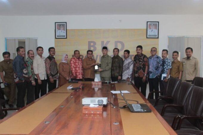 Komisi I DPRD Sumbawa Kunjungi BKD Provinsi NTB, Bahas Pengangkatan CPNS dan PPPK 2024