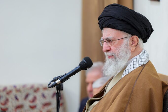 Khamenei: Kemajuan Iran Timbulkan Kemarahan dan Frustasi